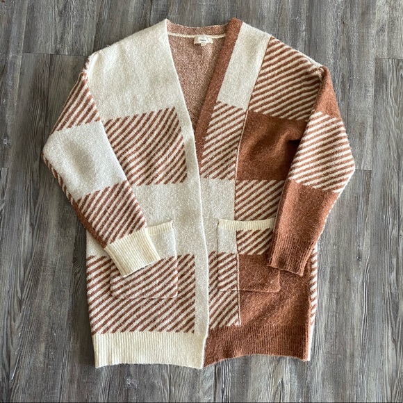 entro Sweaters - Anthropologie-esque Striped coatigan from entro
